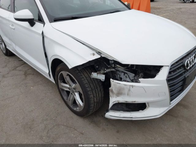 WAUAUGFF0J1037944 Audi A3 2.0t Premium/2.0t Tech Premium