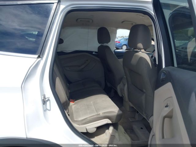 1FMCU0GX7EUC85585 Ford ESCAPE SE