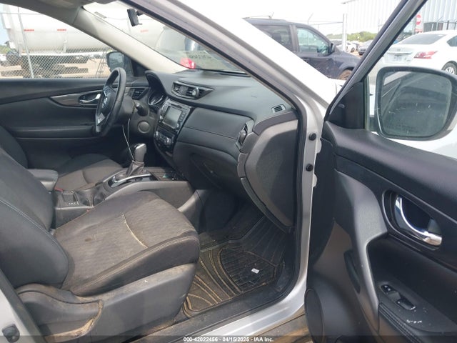 JN8AT2MT4JW450880 Nissan ROGUE SV
