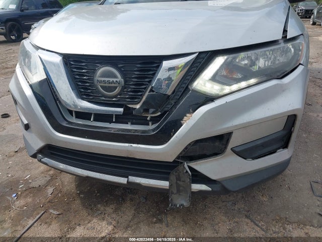 JN8AT2MT4JW450880 Nissan ROGUE SV