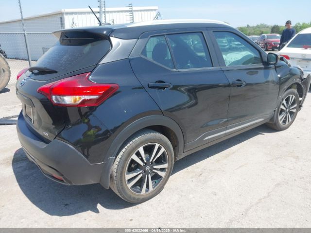 3N1CP5CU9KL567806 Nissan KICKS SR