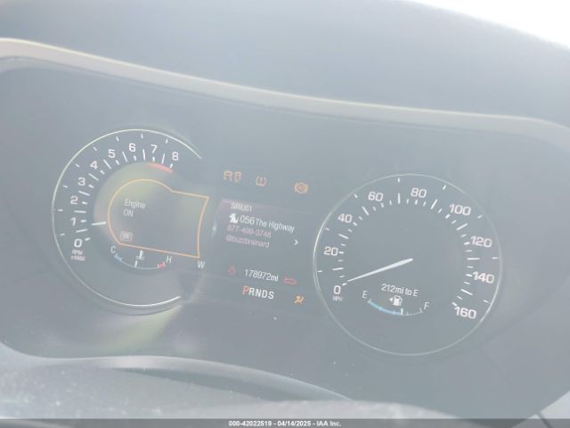 3LN6L2J94ER811877 Lincoln MKZ