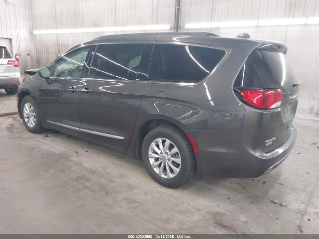 2C4RC1BG5HR503605 Chrysler Pacifica Touring-l
