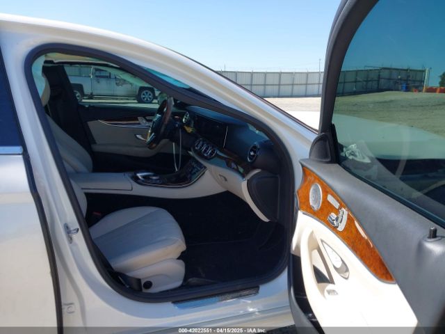 2020 MERCEDES-BENZ E 350 W1KZF8DB8LA829032 Photo 4