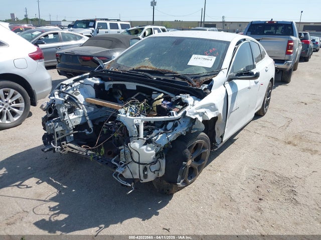 1G1ZD5ST9NF200971 Chevrolet Malibu Fwd Lt