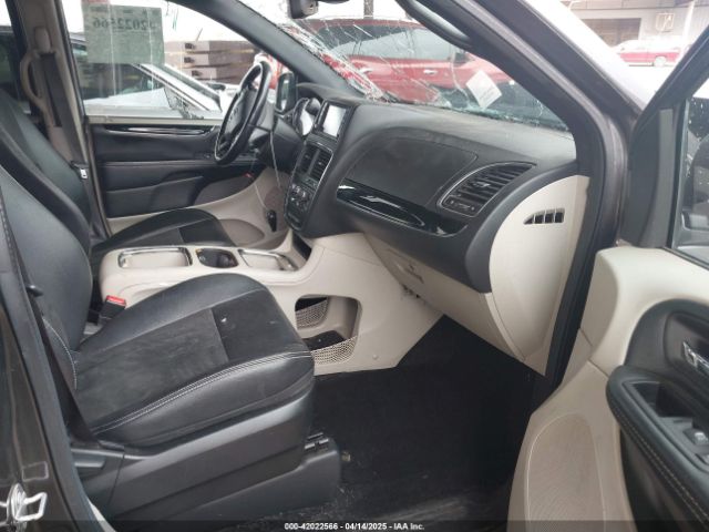 2C4RDGCG6KR723244 Dodge Grand Caravan Sxt