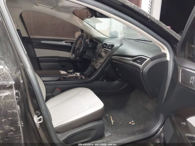 3FA6P0HD9LR112979 Ford FUSION SE