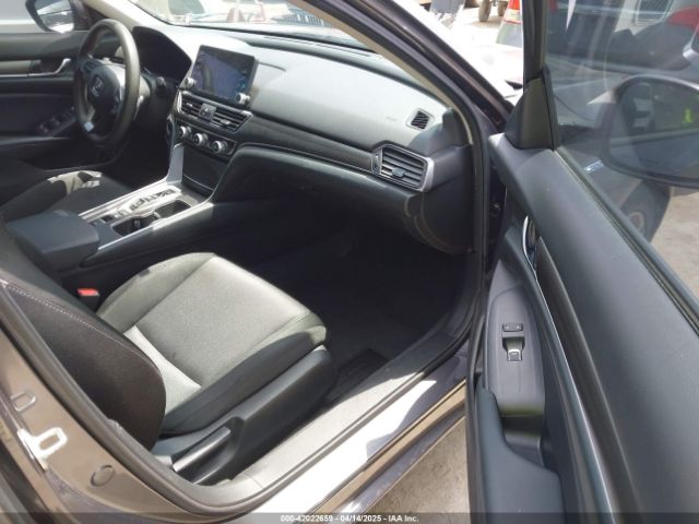 1HGCV3F11LA015901 Honda ACCORD HYBRID