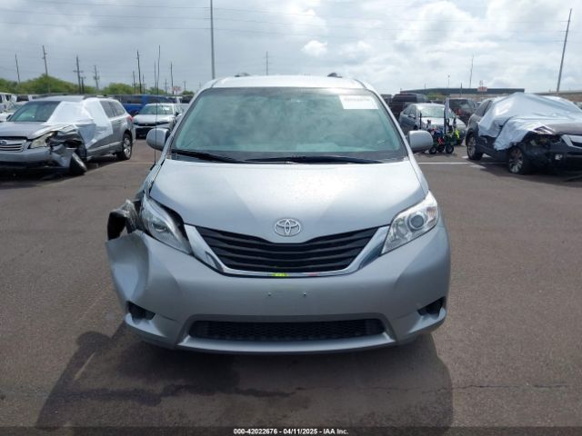 5TDKK3DC0ES467867 Toyota Sienna Le V6 7 Passenger Auto Access Seat/le V6 7 Passenger Mobility/le V6 8 Passenger