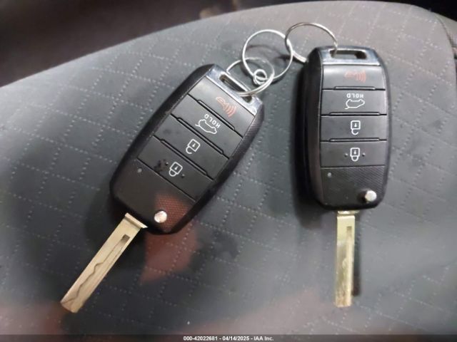 5XYPGDA59KG554274 KIA Sorento 3.3l Lx