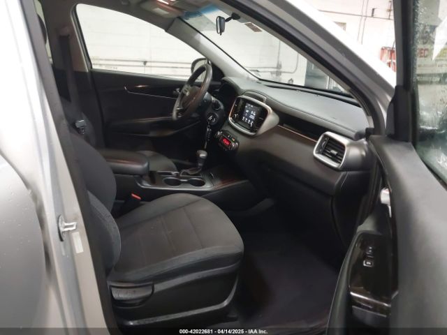 5XYPGDA59KG554274 KIA Sorento 3.3l Lx