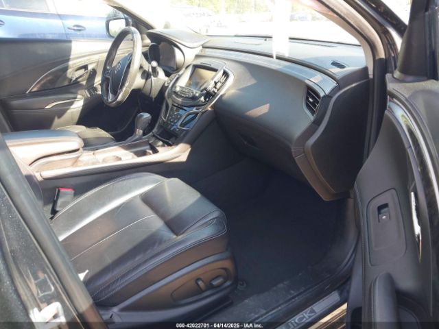 1G4GB5G39GF181771 Buick Lacrosse Leather