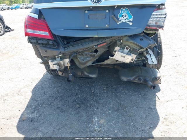 1G4GB5G39GF181771 Buick Lacrosse Leather