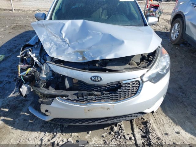 KNAFX5A89G5627605 KIA FORTE EX