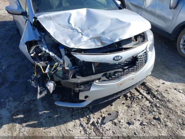KNAFX5A89G5627605 KIA FORTE EX