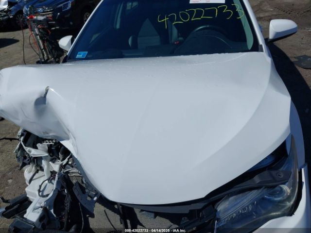 4T1BF1FK8HU275590 Toyota CAMRY SE