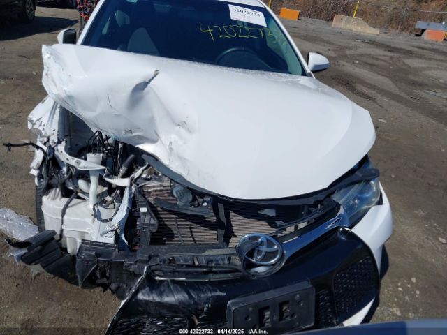 4T1BF1FK8HU275590 Toyota CAMRY SE