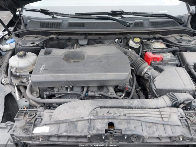 5LMCJ1D99LUL01011 Lincoln Corsair Standard