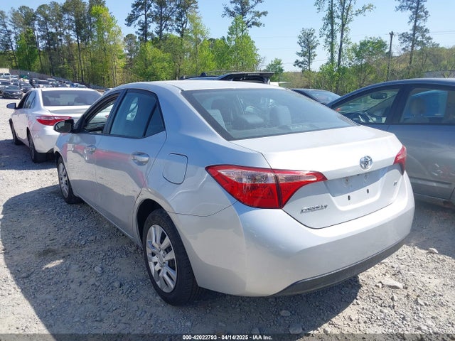2T1BURHE9JC116435 Toyota COROLLA LE