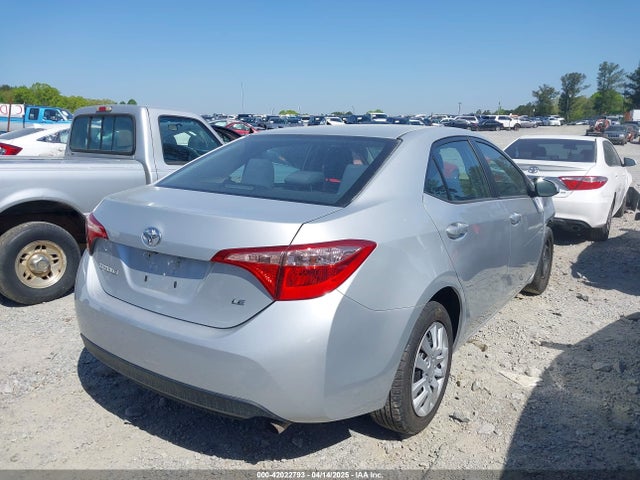 2T1BURHE9JC116435 Toyota COROLLA LE