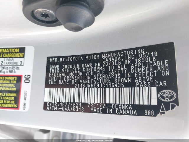 2T1BURHE9JC116435 Toyota COROLLA LE