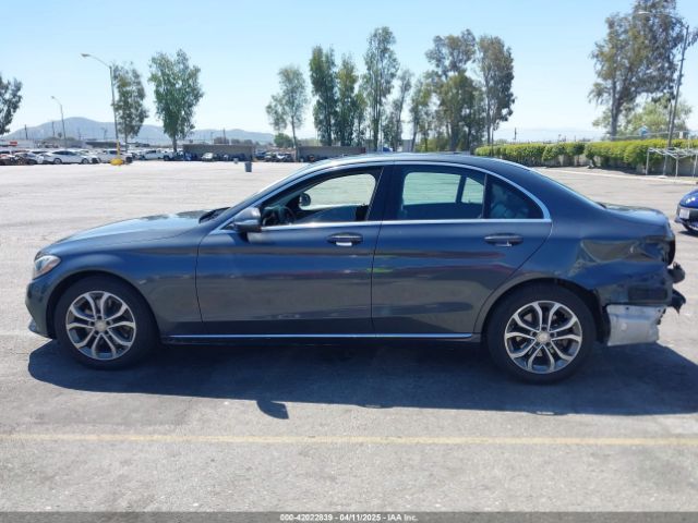 55SWF4JB0FU056044 Mercedes-Benz C 300 Luxury/sport