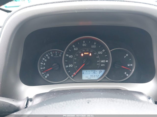 2T3ZFREV4GW267694 Toyota RAV4 LE