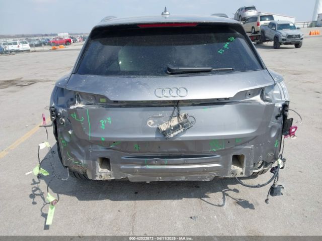 WA1LAAGE1KB007915 Audi E-tron Premium Plus