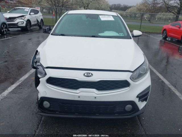 3KPF24AD3ME399013 KIA Forte Lxs