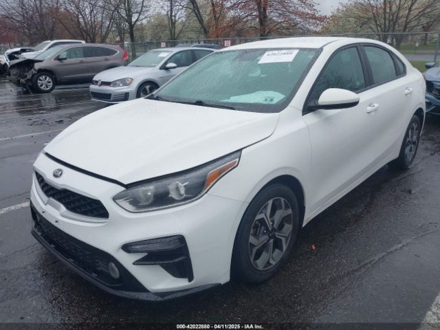 3KPF24AD3ME399013 KIA Forte Lxs
