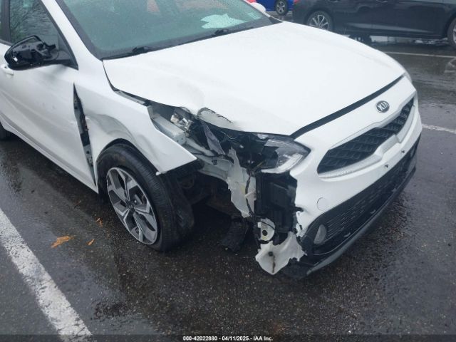 3KPF24AD3ME399013 KIA Forte Lxs