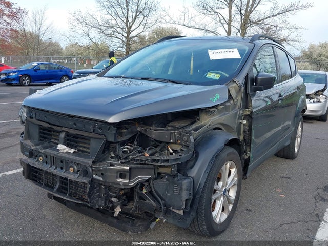1FMCU9GD8HUC05998 Ford ESCAPE SE