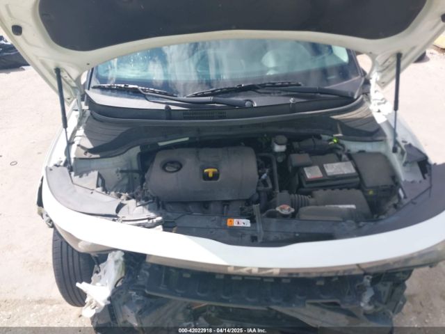 KNDJ23AU0P7861374 KIA SOUL LX