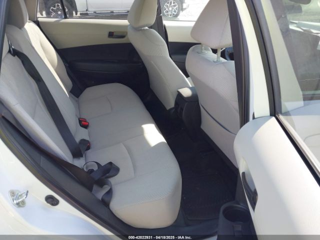 7MUCAAAG3NV012231 Toyota Corolla Cross Le