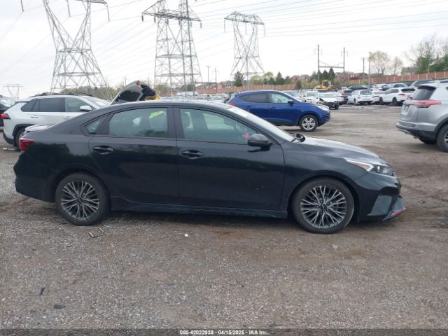 3KPF54ADXPE627228 KIA Forte Gt-line