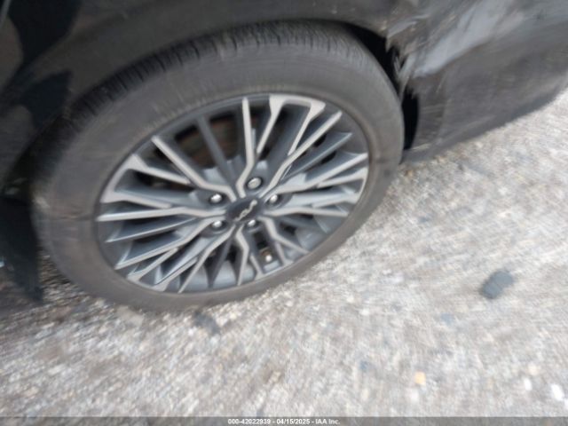 3KPF54ADXPE627228 KIA Forte Gt-line