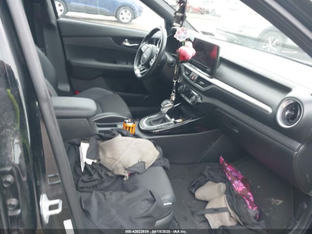 3KPF54ADXPE627228 KIA Forte Gt-line