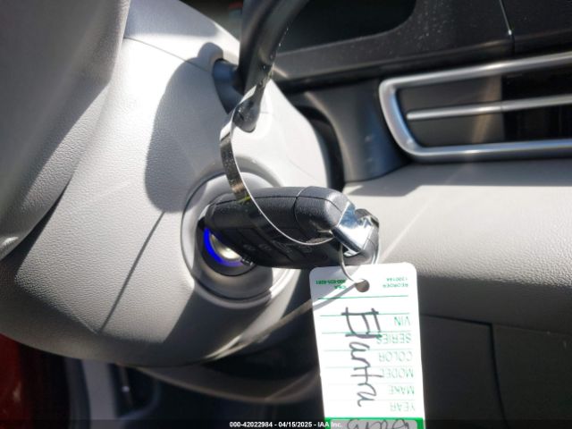 KMHLL4DG8SU938824 Hyundai ELANTRA SE