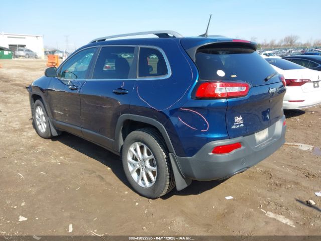 1C4PJMCB8JD523387 Jeep Cherokee Latitude 4x4
