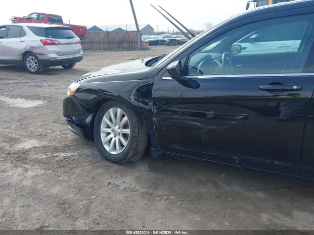 2013 CHRYSLER 200 1C3CCBBB5DN699931 Photo 5