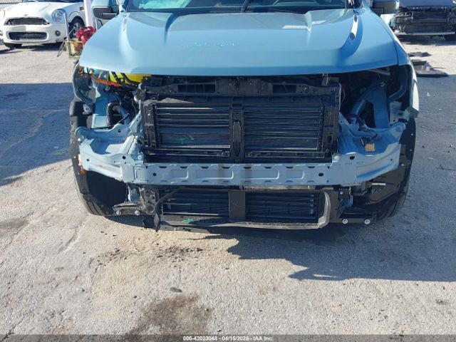 3FTTW8E36PRB01244 Ford Maverick Lariat