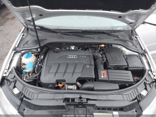2012 AUDI A3 WAUBJAFM3CA136964 Photo 9