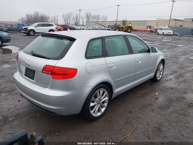 2012 AUDI A3 WAUBJAFM3CA136964 Photo 3