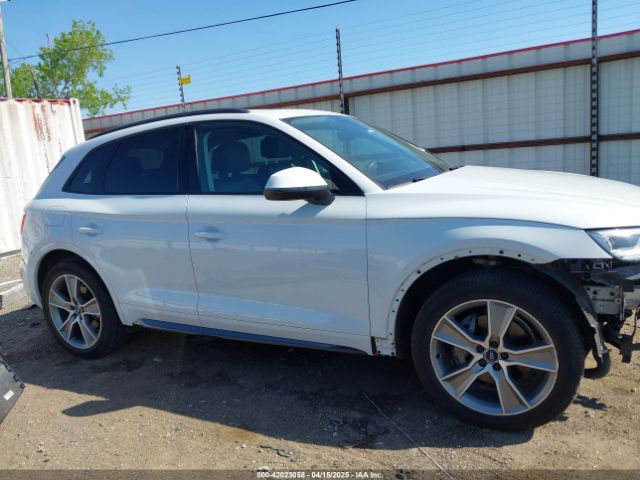 WA1BNAFY6K2119041 Audi Q5 45 Premium