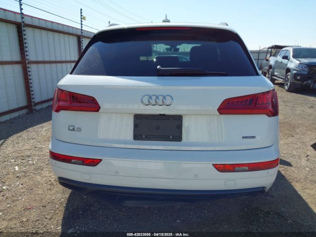 WA1BNAFY6K2119041 Audi Q5 45 Premium