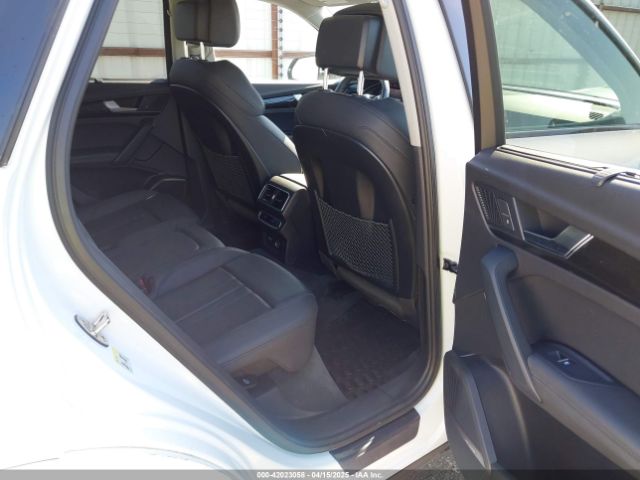 WA1BNAFY6K2119041 Audi Q5 45 Premium