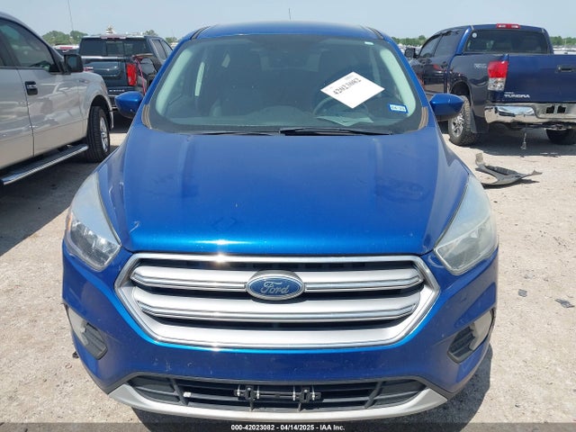 1FMCU0GD0HUE76422 Ford ESCAPE SE