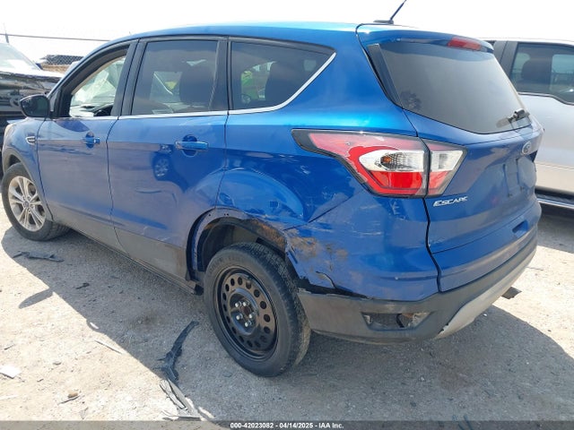 1FMCU0GD0HUE76422 Ford ESCAPE SE