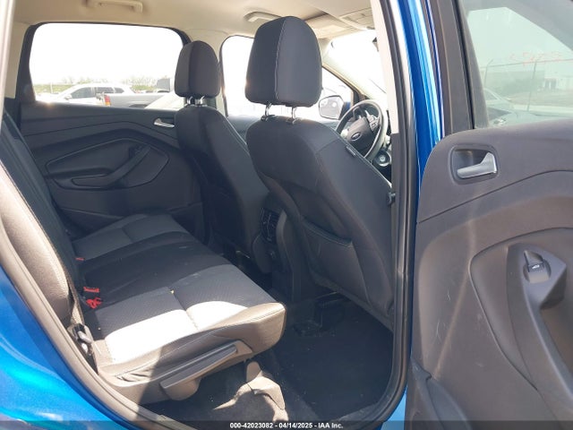1FMCU0GD0HUE76422 Ford ESCAPE SE