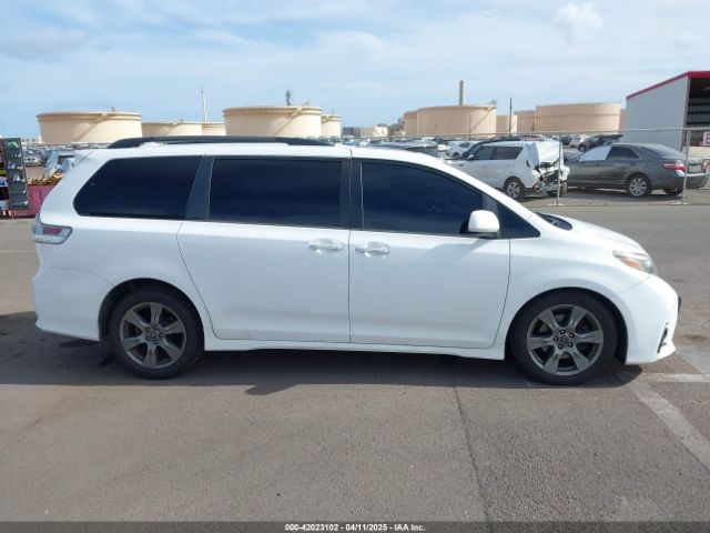 5TDXZ3DCXKS993095 Toyota Sienna Se Premium 8 Passenger